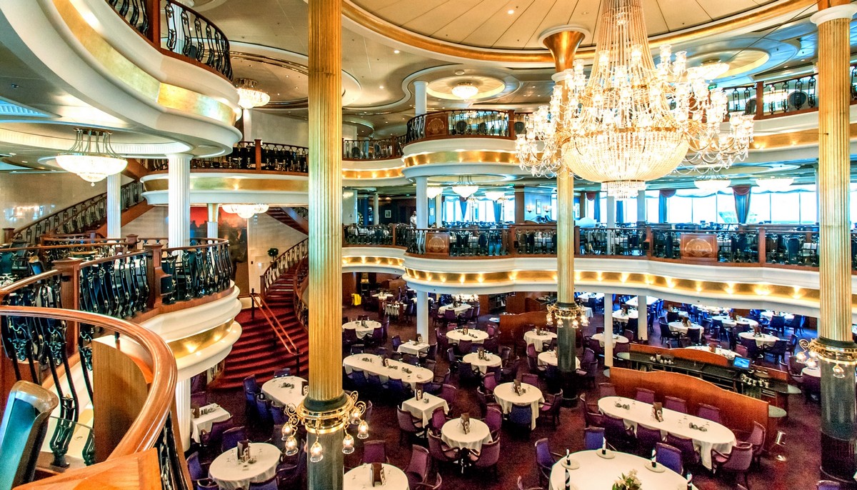 Vivaldi Dining Room on Adventure of the Seas